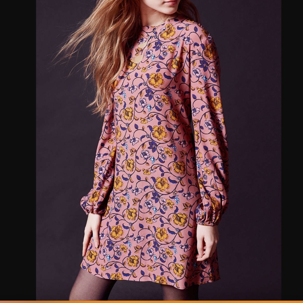 For love and lemons backless floral dress